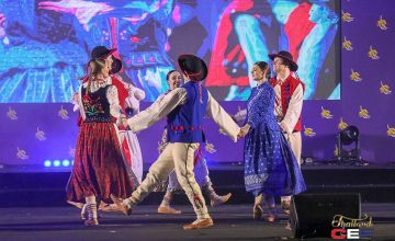 Zespół Tańca Polskiego Wronki na festiwalu w Tajlandii